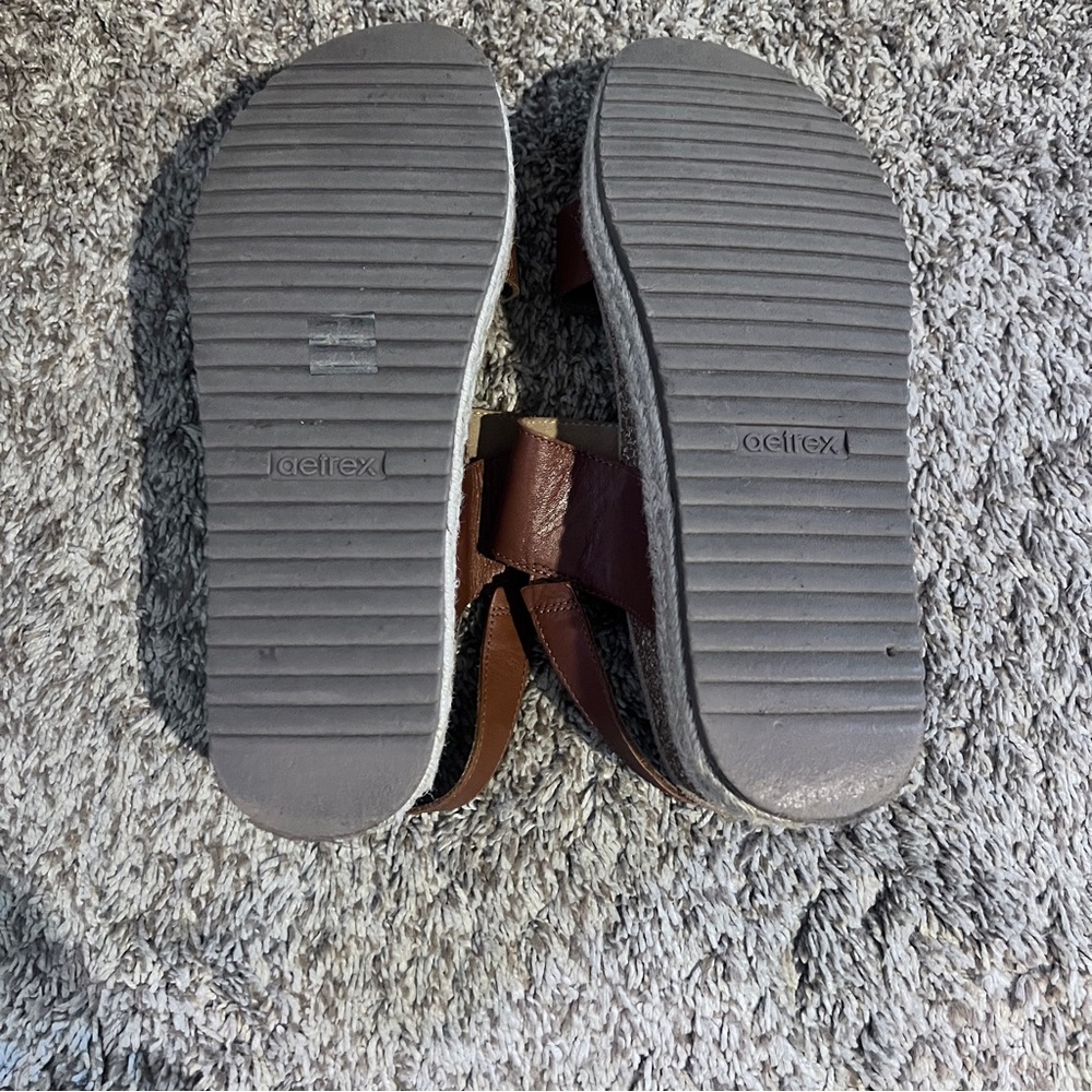 Aetrex Vania Platform Comfort Support Sandals Cognac Size 9.0-9.5 - Picture 3 of 6